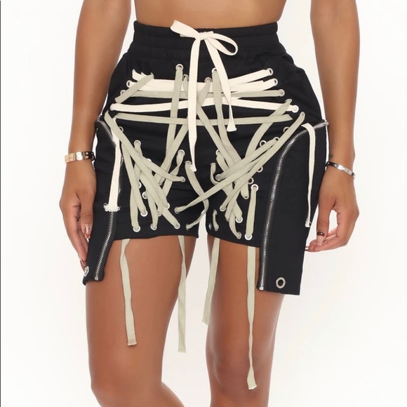 Shorts - Picture 4 of 4